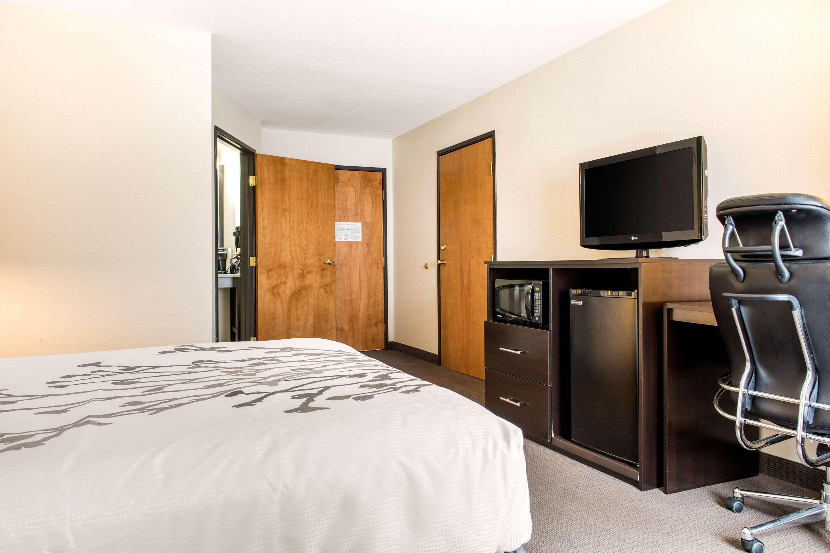 Sleep Inn & Suites Columbus Extérieur photo